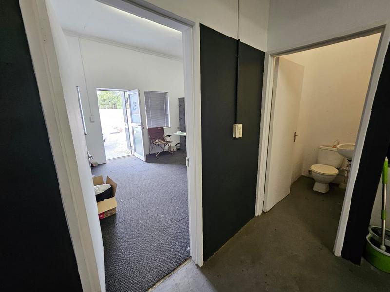 To Let commercial Property for Rent in Parow Western Cape